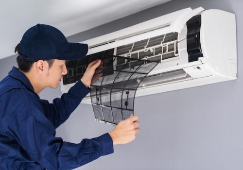 technician-service-removing-air-filter-air-conditioner-cleaning_35076-3617 technician-service-removing-air-filter-air-conditioner-cleaning_35076-3617